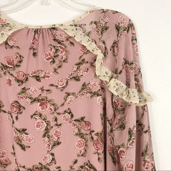 DR2 By Daniel Rainn Rose Baby Pink Floral Print Ruffle Blouse - Picture 5 of 8